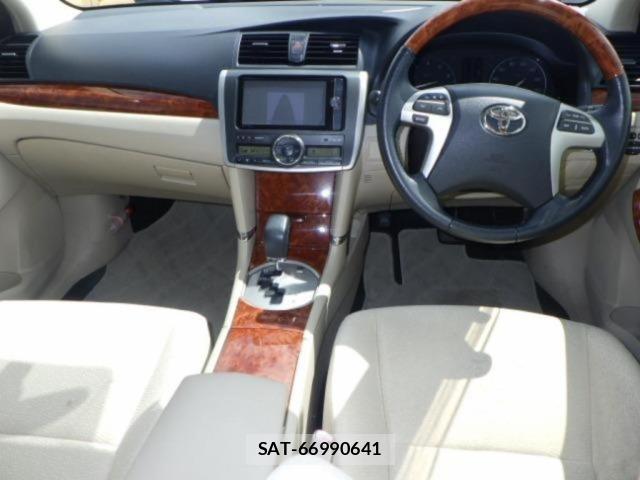 Toyota ALLION 2013 8918767-3