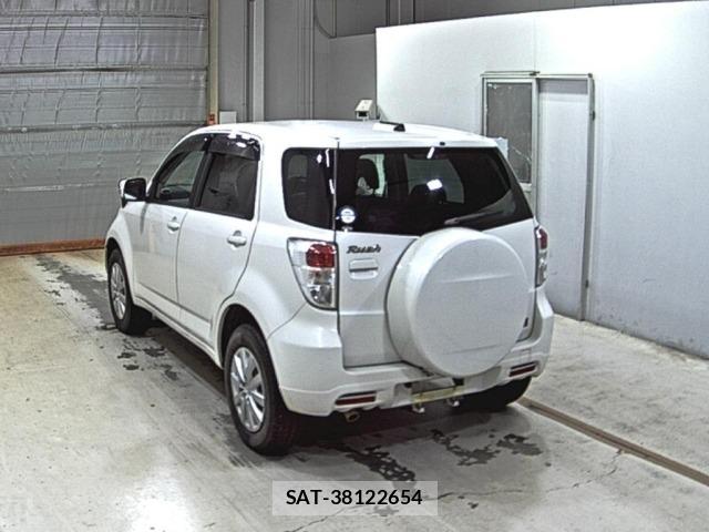 Toyota RUSH 2011 8824421-1