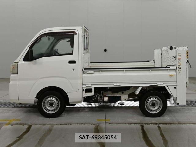 Daihatsu HIJET TRUCK 2015 8761321-4