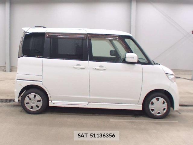 Nissan ROOX 2013 8898407-3