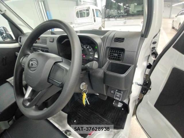 Daihatsu HIJET TRUCK 2025 8689118-9