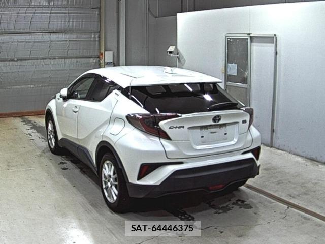 Toyota C-HR 2017 8768367-1