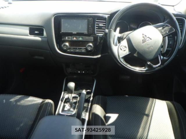 Mitsubishi OUTLANDER 2017 8718317-3