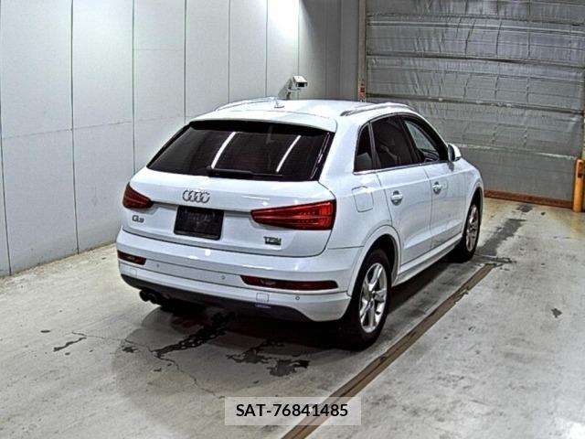 Audi Q3 2017 8704874-5
