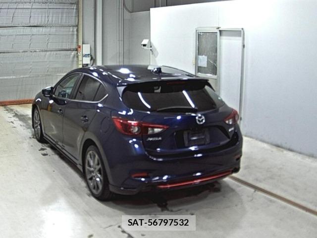 Mazda AXELA 2017 8719039-1