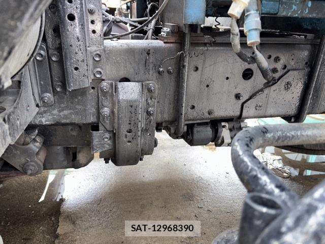 Isuzu FORWARD 1999 8823656-11