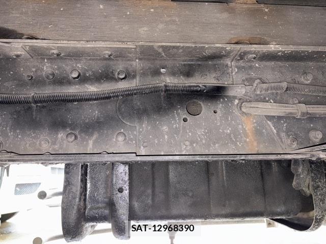 Isuzu FORWARD 1999 8823656-12