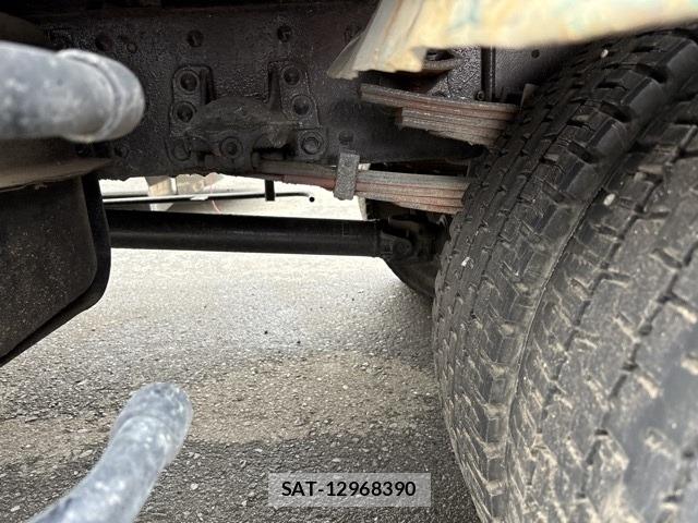 Isuzu FORWARD 1999 8823656-9