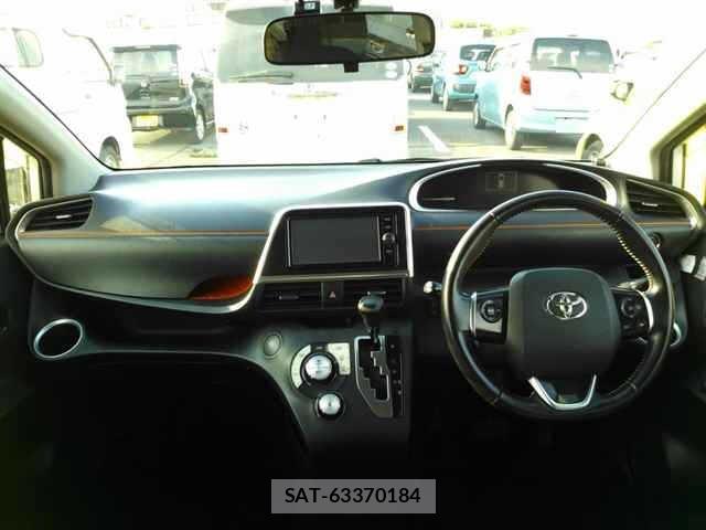 Toyota SIENTA 2016 8764378-8