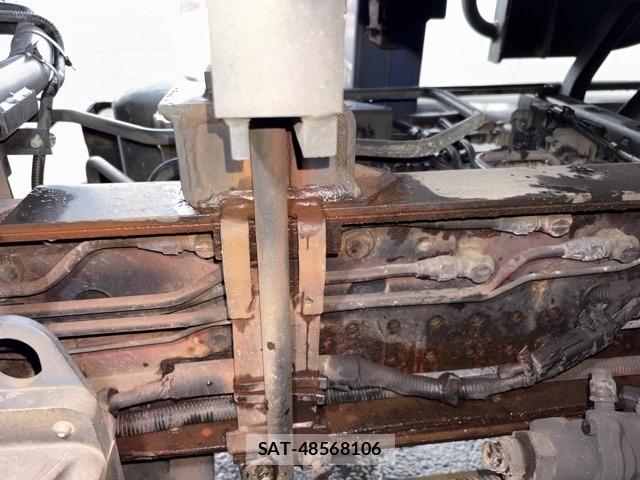 Isuzu FORWARD 2012 8823693-16