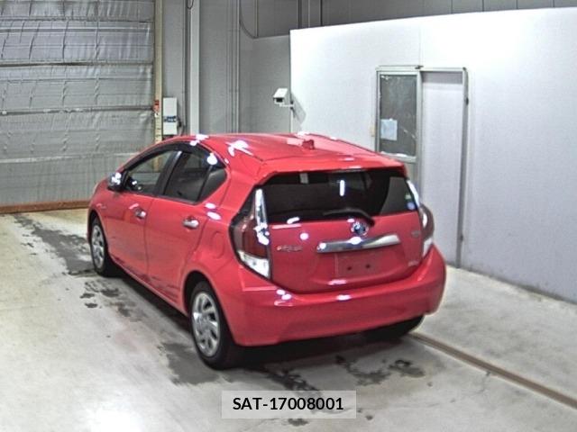 Toyota AQUA 2015 8705922-1