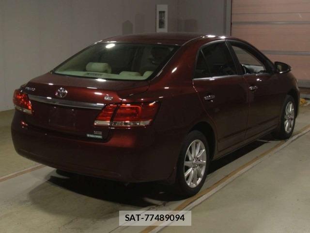 Toyota PREMIO 2020 8722444-1