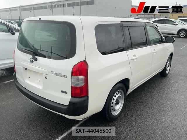 Toyota PROBOX VAN 2021 8862601-6