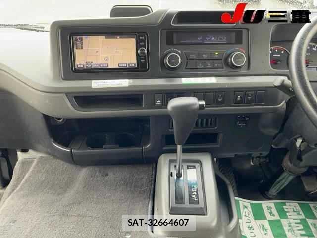 Toyota COASTER 2018 8772948-11