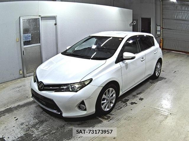 Toyota AURIS 2014 8705355-4