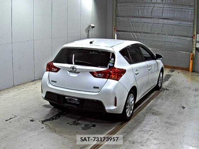 Toyota AURIS 2014 8705355-5