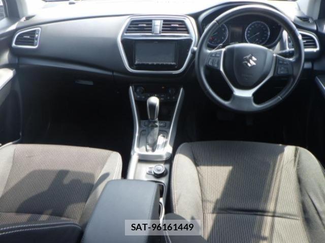 Suzuki SX4 2018 8718644-3