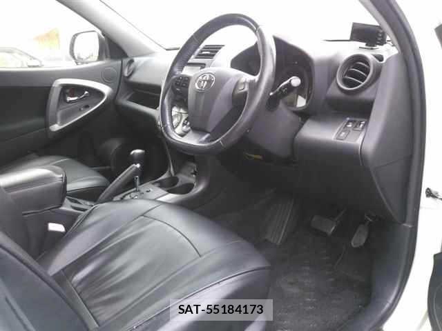 Toyota VANGUARD 2011 8823303-3