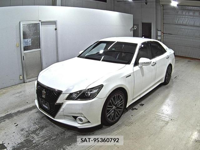 Toyota CROWN 2015 8734667-4