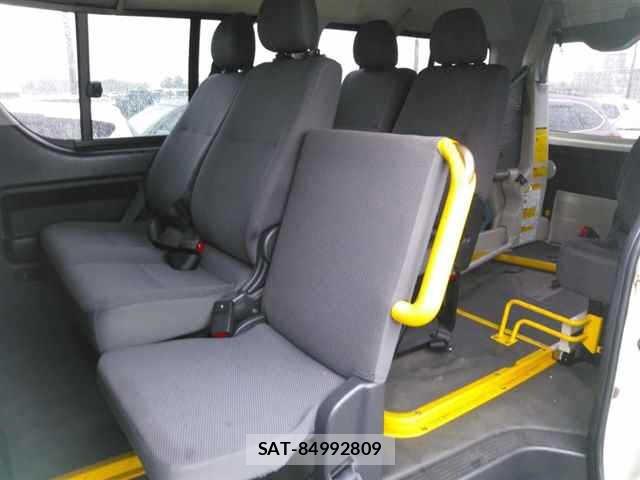 Toyota HIACE VAN 2011 8760017-9