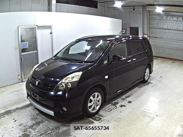 Toyota ISIS 2014 8707688-4
