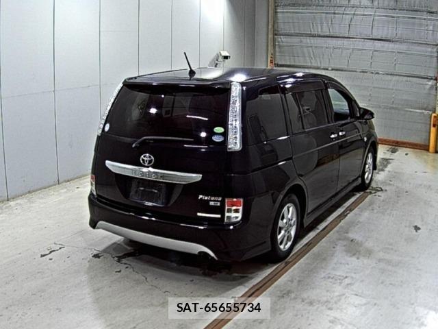 Toyota ISIS 2014 8707688-5