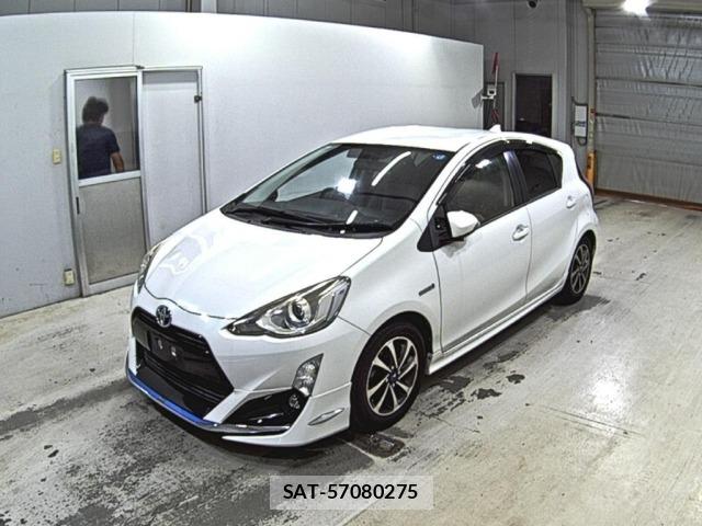 Toyota AQUA 2015 8949872-4