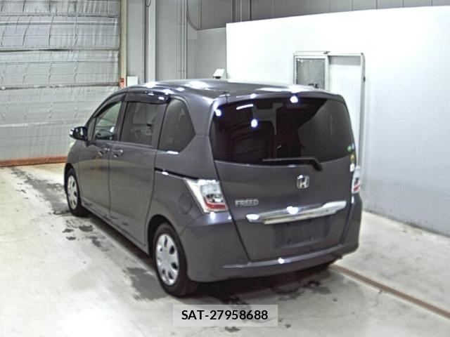 Honda FREED 2013 8716573-1
