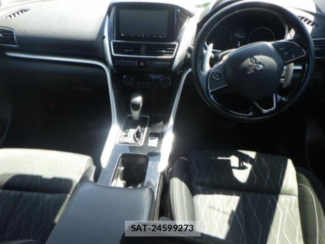 Mitsubishi ECLIPSE CROSS 2018 8718919-3
