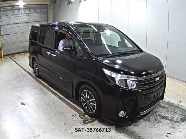 Toyota NOAH 2016 8706435-0