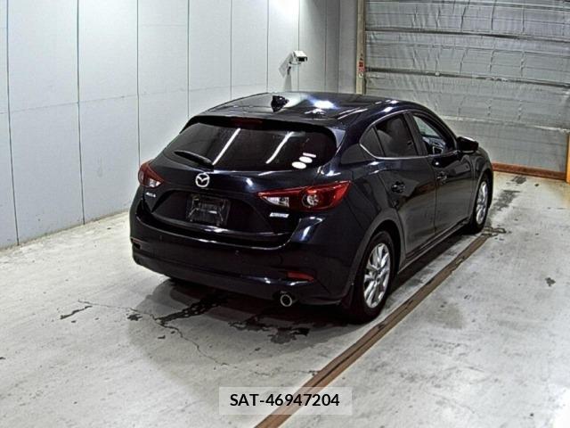 Mazda AXELA 2017 8678457-5