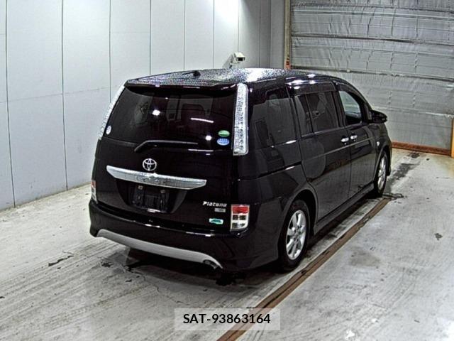 Toyota ISIS 2014 8707689-5