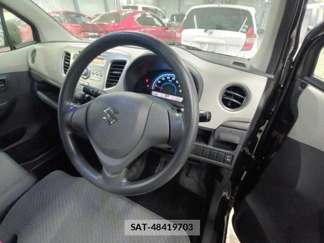 Suzuki WAGON R 2015 8919838-9