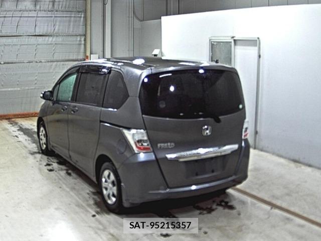 Honda FREED 2011 8716575-1