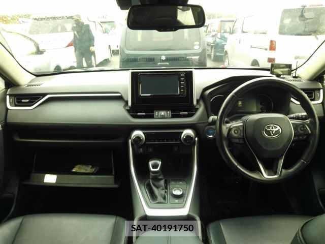 Toyota RAV4 2019 8784404-8