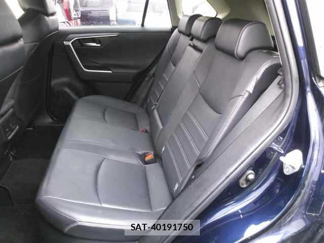 Toyota RAV4 2019 8784404-9
