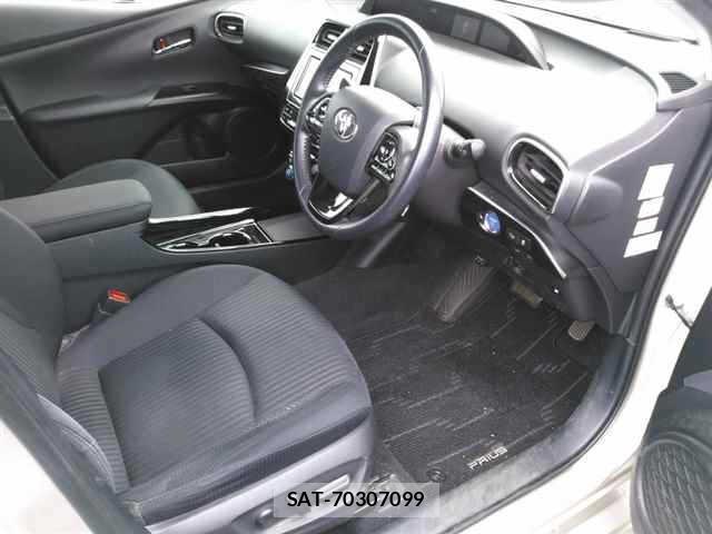Toyota PRIUS 2019 8691375-3