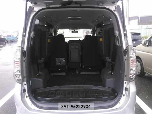 Toyota NOAH 2007 8765188-10