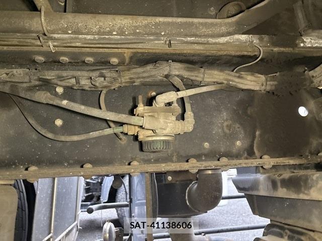 Isuzu GIGA 2013 8858200-13