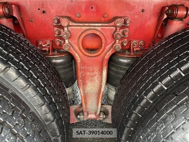 Isuzu GIGA 2012 8858201-10