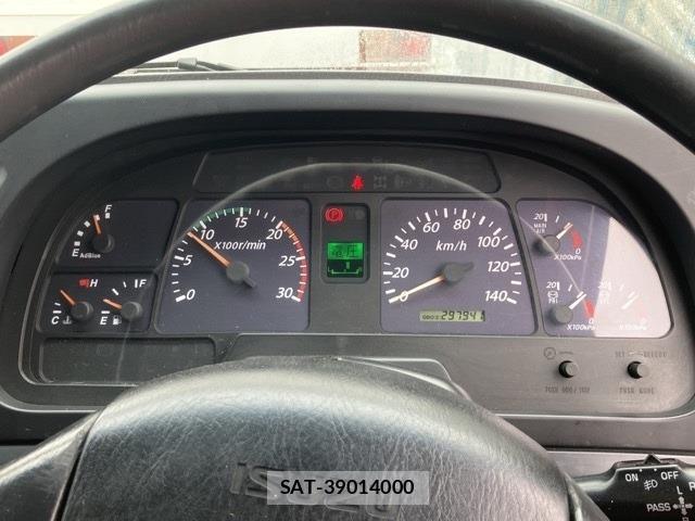 Isuzu GIGA 2012 8858201-6