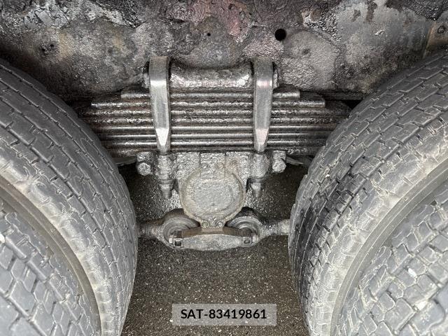 Isuzu GIGA 1996 8858219-10