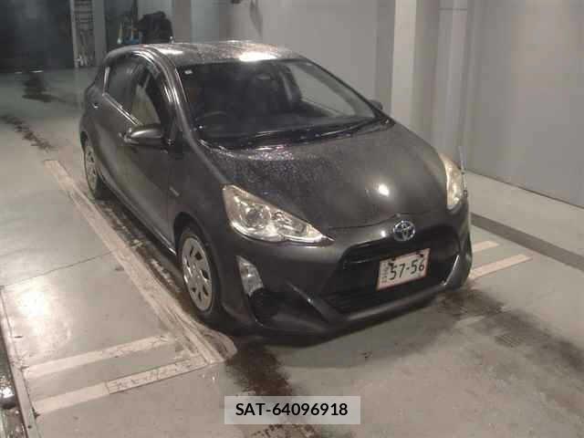 Toyota AQUA 2016 8763064-0