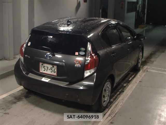 Toyota AQUA 2016 8763064-5