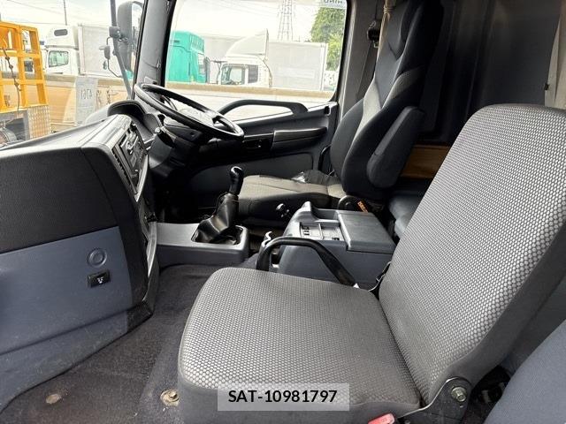Hino PROFIA 2005 8722831-5