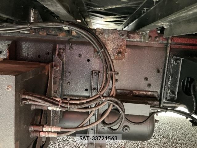 Isuzu GIGA 2018 8758295-15