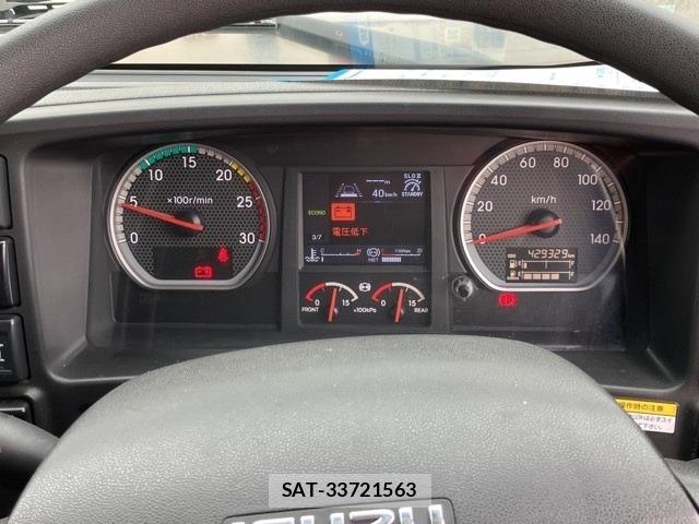 Isuzu GIGA 2018 8758295-6