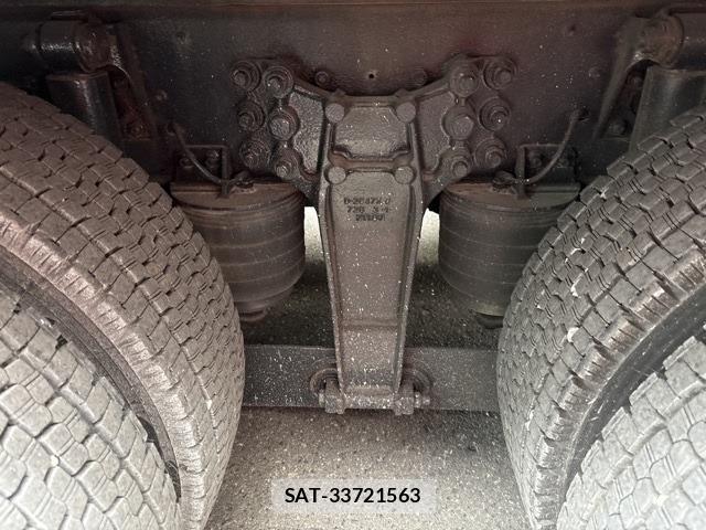 Isuzu GIGA 2018 8758295-8