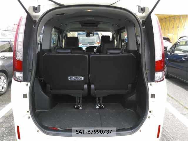 Toyota ESQUIRE 2017 8692532-10