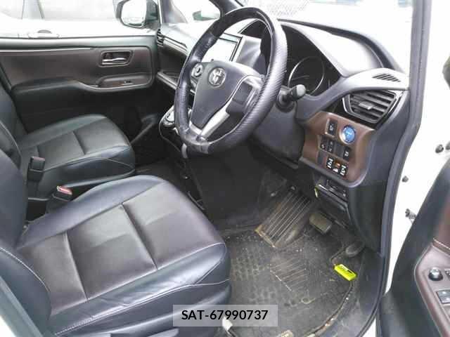 Toyota ESQUIRE 2017 8692532-3